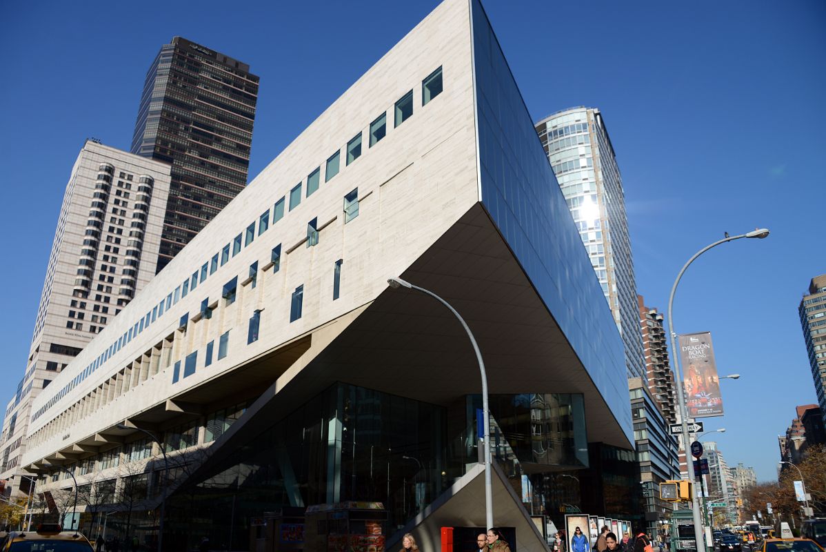 11-1 Julliard School Next To Lincoln Center New York City